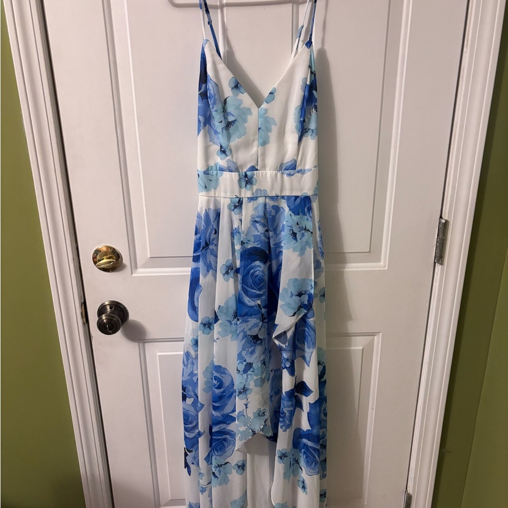 NWT Sequin Hearts Blue and White Floral High Low Dress